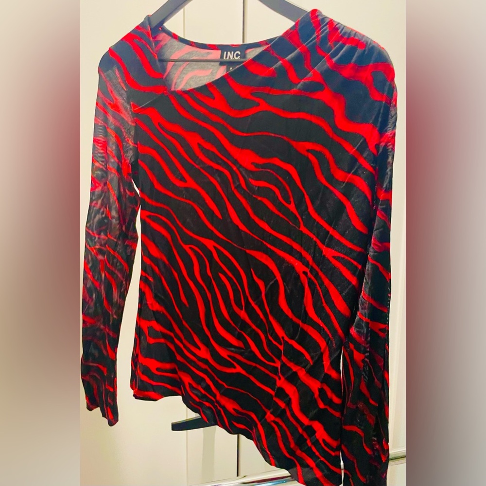 I.N.C Read and Black tiger stripes blouse Medium size perfect for Halloween
